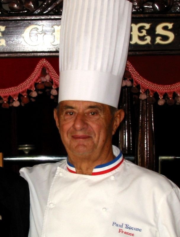 Recette : Bar ou loup en cro&ucirc;te de Paul Bocuse cuisinier du si&egrave;cle.